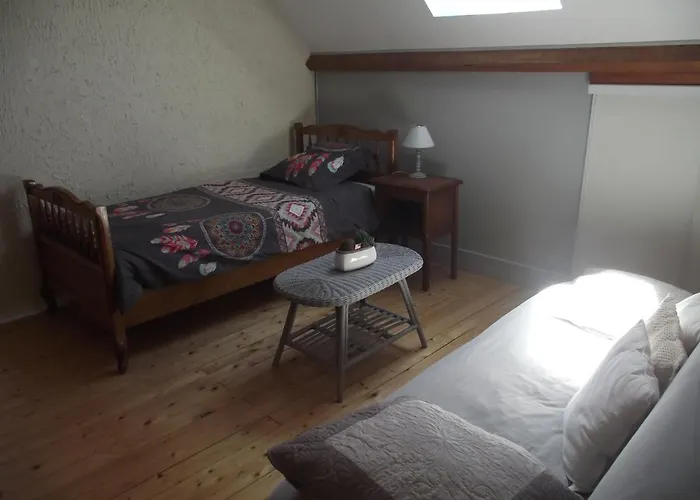 Du Gres Rouge De Pensionat